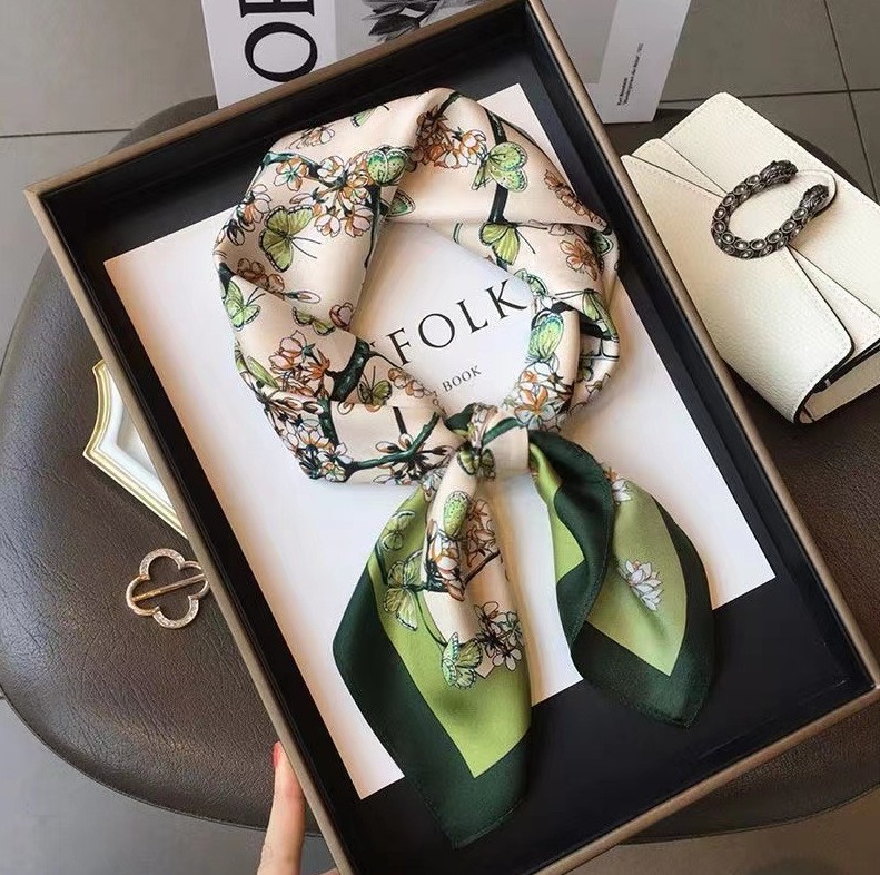 럭셔리 패션 인쇄 70*70cm 실크 스퀘어 스카프 여 - Ribbon Wired Satin 리뷰 및 가격